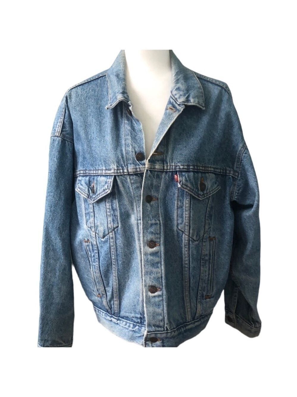 Levis Vintage 90s USA Made Medium Wash Denim Trucker Jacket Size Large